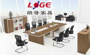 板式會(huì)議桌有著怎樣的特點(diǎn)優(yōu)勢(shì)？